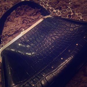 LIZ CLAIBORNE FAUX PATENT CROCODILE PURSE